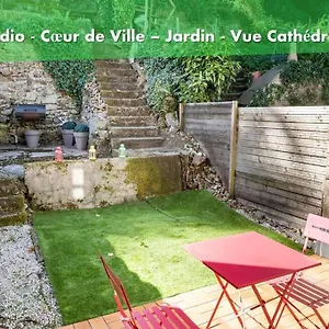 Apartment Oo Le Jardin Oo Paisible Equipe Et Bien Place, Quimper